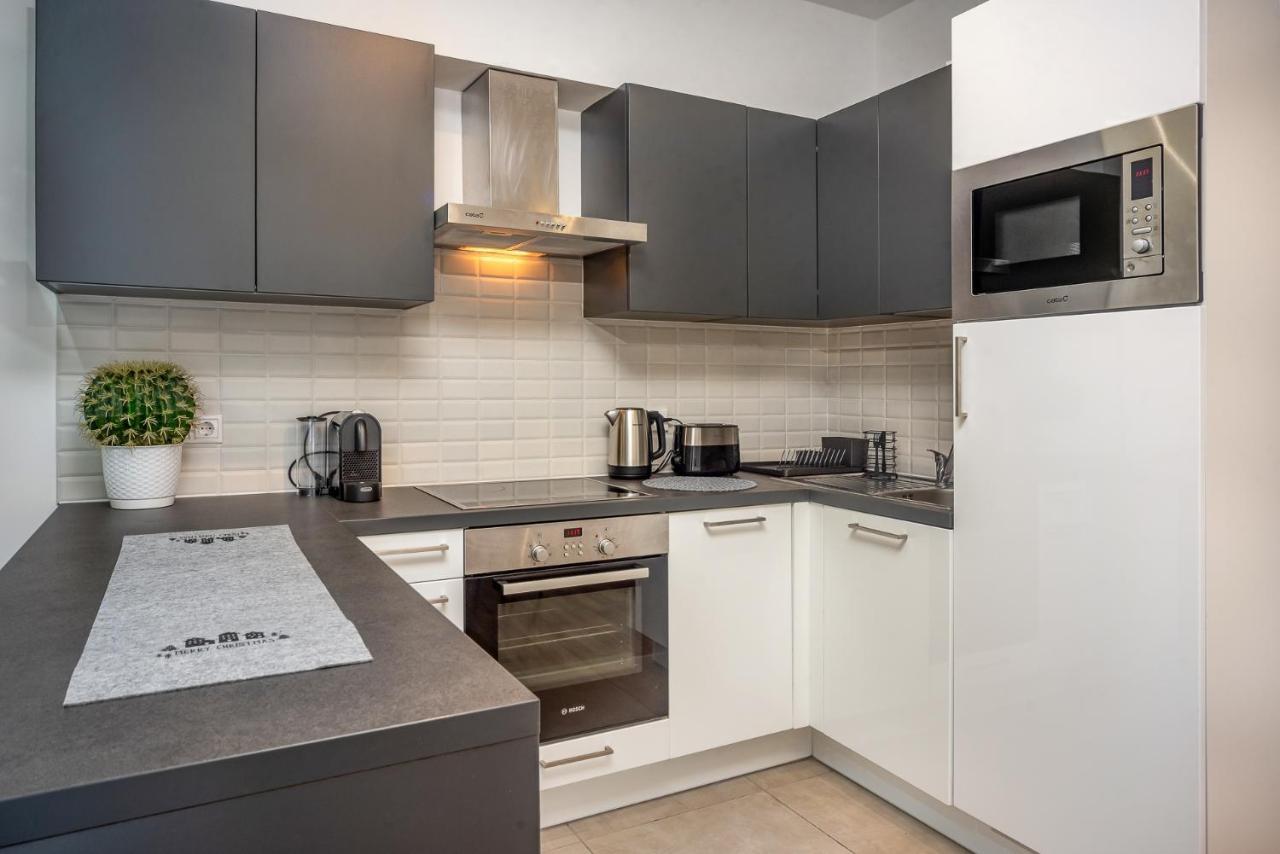 Grace Pine Apartment 3 Budapeşte Dış mekan fotoğraf